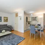 Theatrum Cozy Split